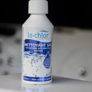 Retrouvez le nettoyant pour tyauterie de spas Lo-chlor dans la boutique en ligne Piscine Nouvelle Vague.