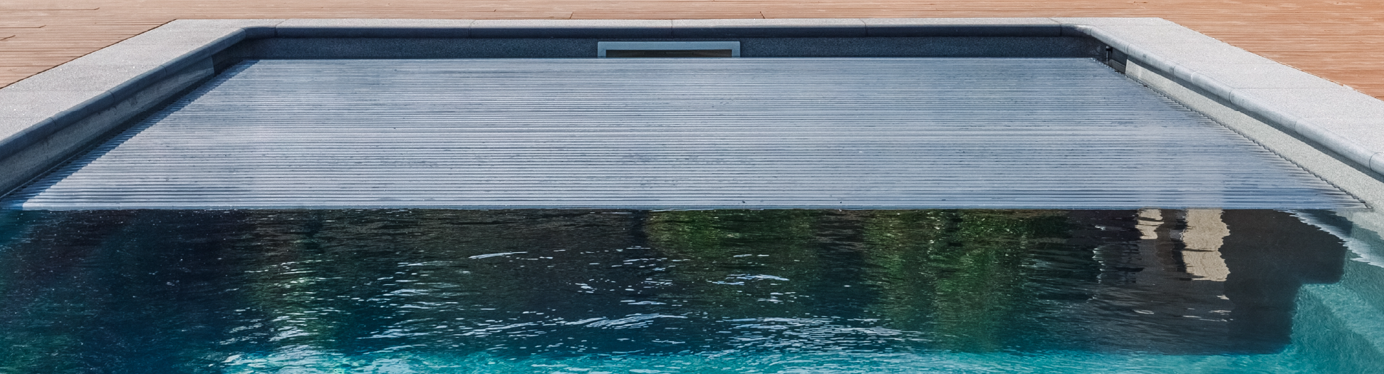 Piscine Nouvelle Vague vous propose tous types d'accessoires de sécurisation de votre bassin.